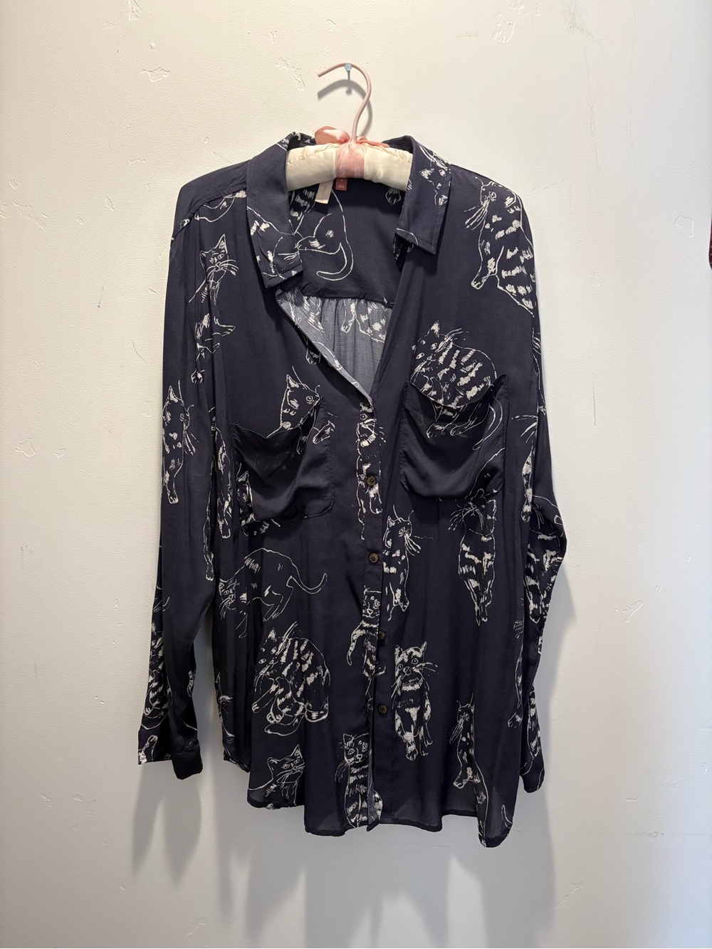 Women's Dark Gray Cat-Print Button Front Shirt